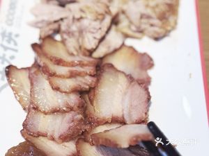 Yu Da Xia · Long Jiang Pig Trotter Rice · Roasted Meats