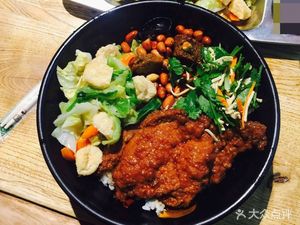 Three Points One Side (Qipu Clothing Market Branch)