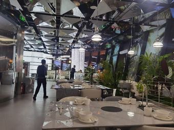 Ho8 Beef Noodle Hot Pot