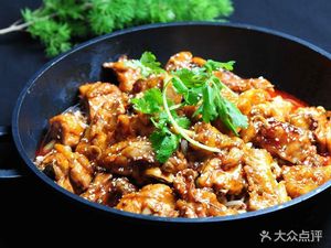 Small Gathering Life · Roasted Whole Fish · Chicken Boss Pot · Paper-wrapped Fish