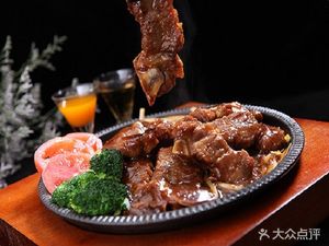 Longyan Tower · Three Island Cuisine (Xingyue International Business Plaza Branch)