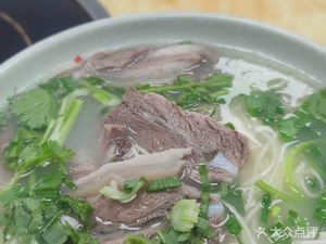 Hongqi Lamb Noodle House (Tongji Road Branch)