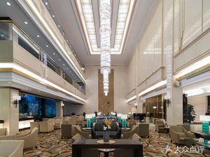 Garden Hotel Oasis Lobby Bar