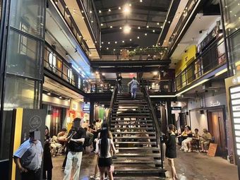 J·KA疆咖 · Xinjiang Fried Rice Noodles