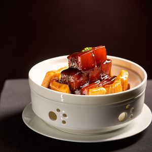 HOMES Shanghai Local Cuisine (Xiangyang Park Store)