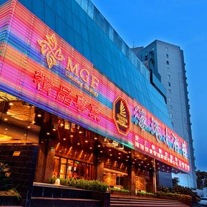 Oriental Harbor Restaurant · All-Day Tea Service (Lujiazui Branch)