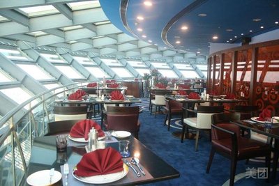 Sea God Novotel Hotel - Xuan Gong 50 Rotating Restaurant