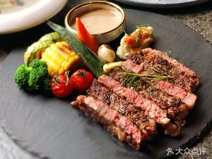 Coomo Kalemo Life - Western Restaurant