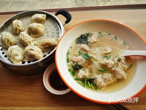 Longjiang Pig's Trotter Rice (Weiling Road Branch)