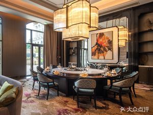 Lexuan Huazhong Restaurant