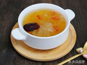 Zao Yidian Hu La Tang (Yingdong Food City Branch 1st Counter)