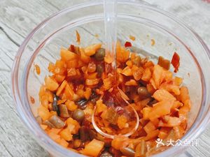 Sour Cabbage Beef Noodles (Erlian Xinyuan Branch)