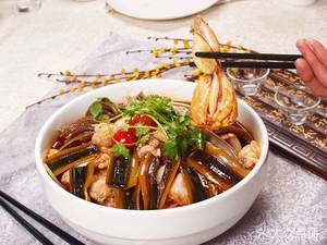 Sichuan Home-style Cuisine (Huayang Pedestrian New Street Store)