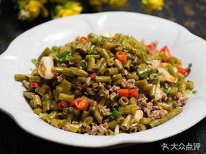 Qianlixiang Wonton King Chongqing Noodles (Lianying Road Branch)
