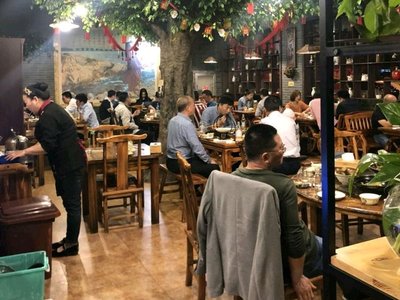 Dongting Lake Fresh Fish Feast (Kangqiao Branch)