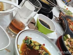 Gushì Goose Piece Hot Pot · Local Dish Restaurant (Hongji Plaza Branch)