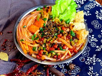 Luofei Mei Liuzhou Snail Rice Noodles (Maglu Yuying Street Branch)