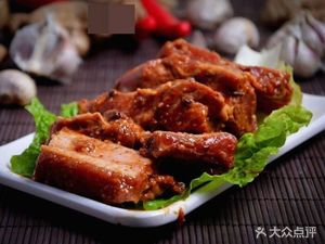 Yi Pin Xiang Cai Ban Gu Bo Tang (Tian Lin Xing Yi Hua Guang Chang Dian)