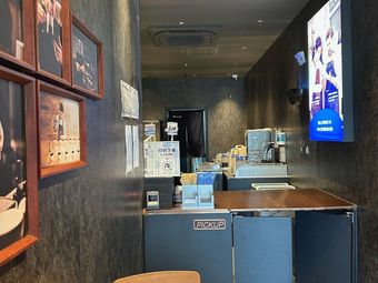 Luckin Coffee (Exit 3, Longbai Xincun Metro Station Branch)
