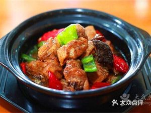 Chef Yi Yellow Braised Chicken Rice (Jinhui Road Store)