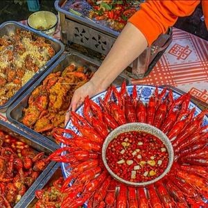 Tanji Thirteen Spices Crawfish Barbecue Factory (Wangcheng Branch)