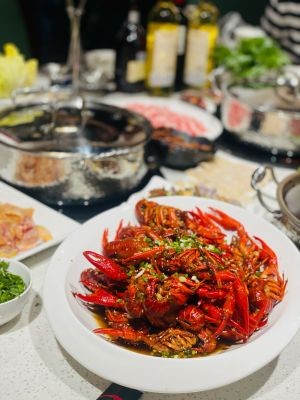 Chao Jiang Chun Cantonese Hot Pot