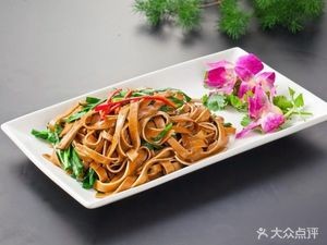 Gan-Yue Cooking House