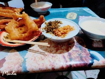 Zhi Chong Alley No-Alum Oil Stick Shop