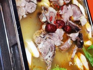 Night Shrimp and Lamb Barbecue