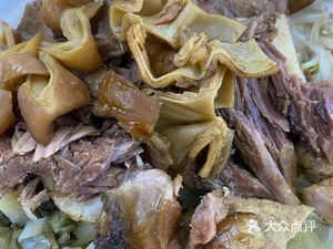 Authentic Chao Shan Longjiang Pig Trotter Rice (Huaguoshan Road Store)