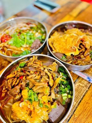 Jin Jin Pig Blood Noodles (Yangzi Alley Store)