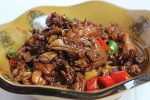 Yangzi Two Bedrooms One Living Room (Bayi Square Store)