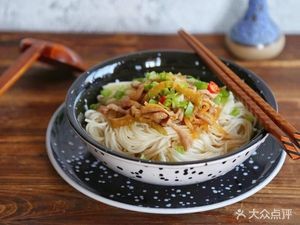 San Jiu Rice Noodles (Weimeng Qingshuiwan Branch)
