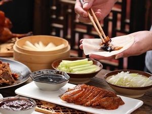 Ya Si Jun Beijing Roast Duck (South District of Nanchang Residential Theme Park Store)
