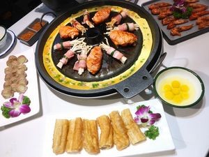 Xiao Yi Niang · Hot Pot with Grilled Meat (Xianghu New Town Commercial Street Branch)