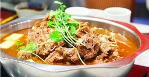 Lao Cheng Yi Guo Lamb Spine Hot Pot (Qianfeng South Road Store)