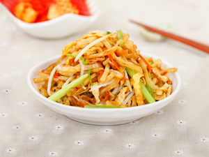 Guangdong Fried Rice Noodles