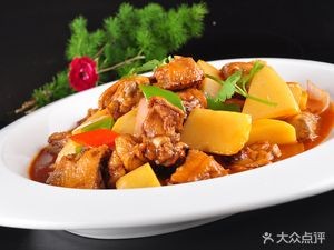 Yuncheng Large Plate Chicken (Business College Branch)