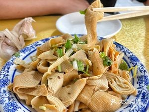 Old Zhengzhou Medicinal Noodles (Longbao Street Store)