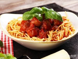 Linfen Beef Meatball Noodles (Clothing City Store)