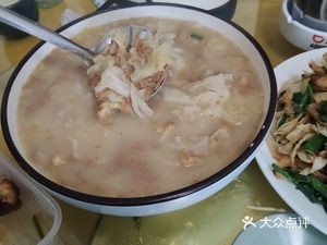 Jin Bao Pian Tang Xiao Guan (Taiyuan Alcohol Factory Dormitory Branch)