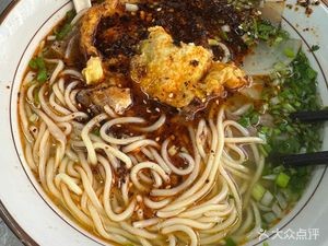 Lanzhou Beef Noodles with Big Chicken