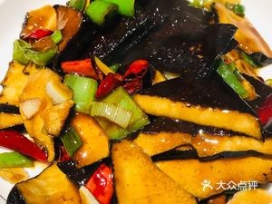 Street Stall Pig Intestine Noodles