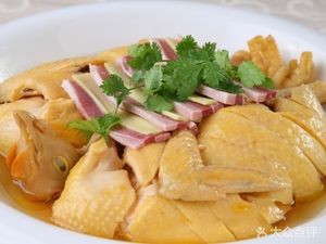 Gugu Steamed Chicken Nourishing Chicken (Taiyuan Branch)