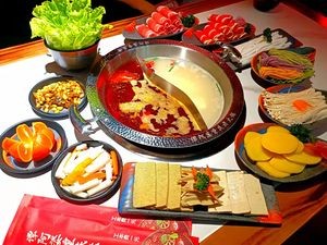 Tan Abo Chongqing Old Hot Pot (Jindi Shijia Community Branch)