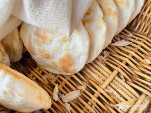 Jing Wu First Meat Wrap