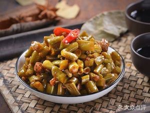 Jia Shifu Lan Ting Lu Mian Guan (Lan Ting Yu Hu Cheng Dian)