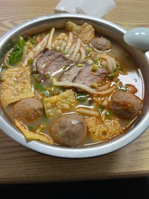 Luoshan Huang Liuzhou Snail Rice Noodles (Taiyuan Changfeng Business District Wanda Plaza Home Inn Select...)
