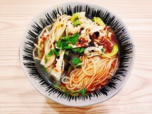 Duiwei Spicy Hot Pot (Qinfengyuan Store)