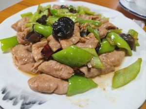 Dong Yu